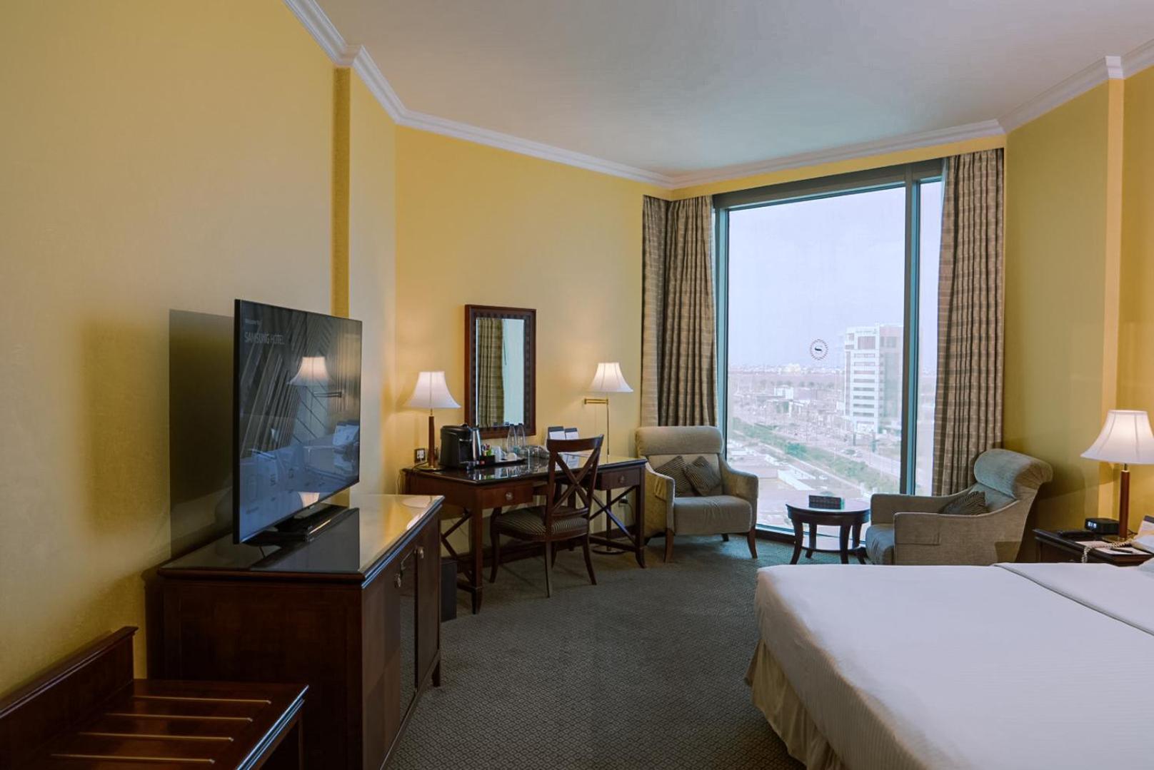 Sheraton Dammam Hotel & Convention Centre Exterior foto