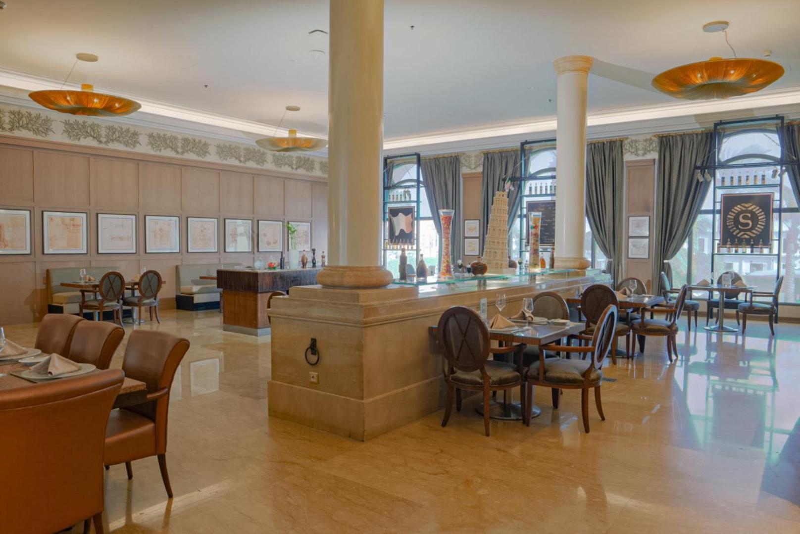 Sheraton Dammam Hotel & Convention Centre Exterior foto