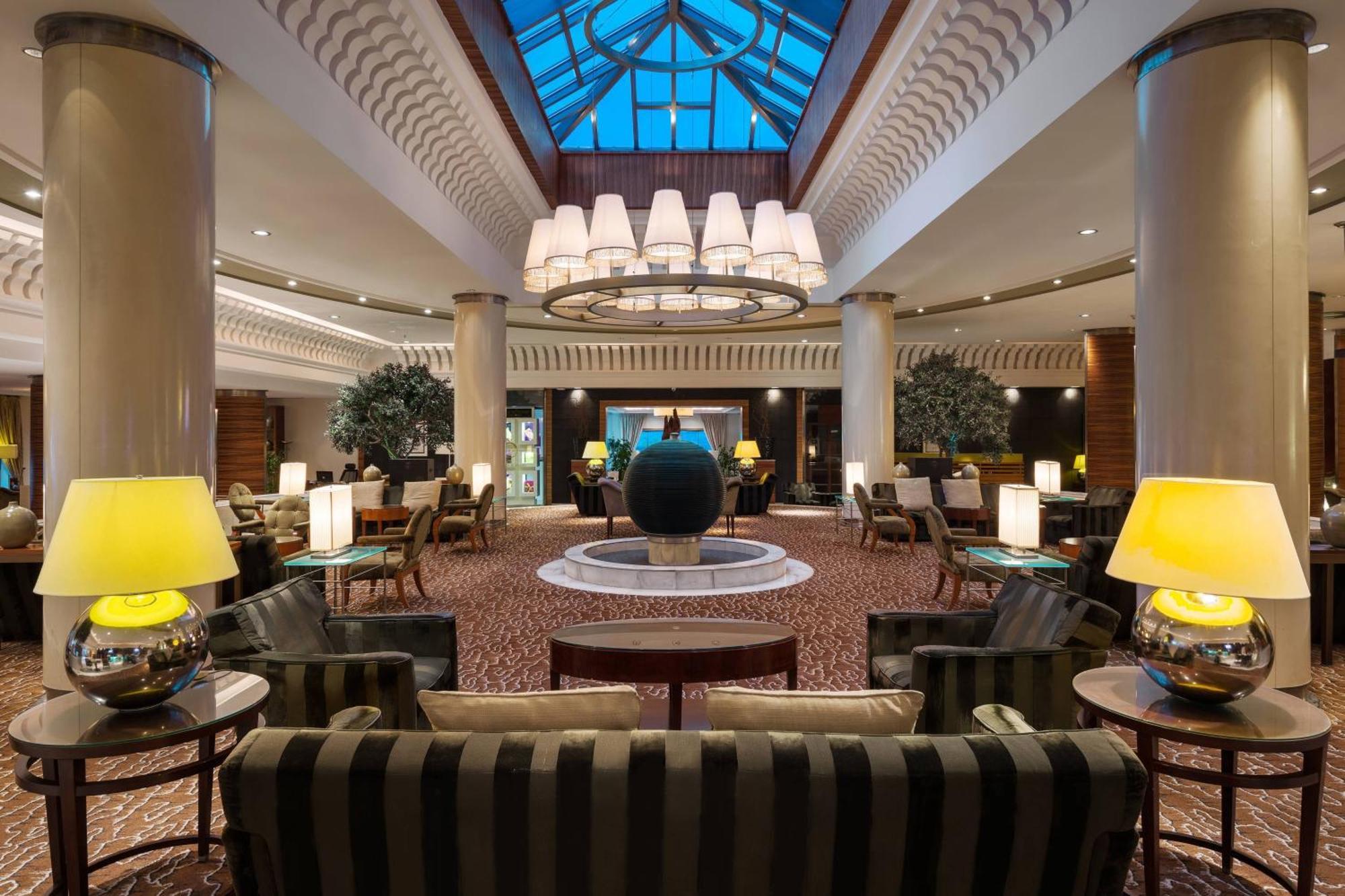 Sheraton Dammam Hotel & Convention Centre Exterior foto